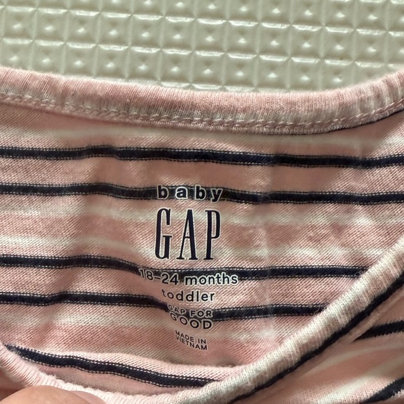 Gap|Baby girl cute outfit,jeans & stripe long sleeve tunic top•••Closet staples - Picture 5 of 6